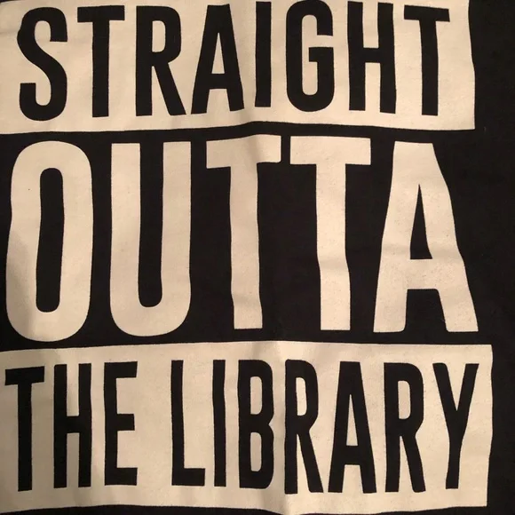 Black cotton short sleeve “Straight outta the library” t-shirt - Picture 2 of 3